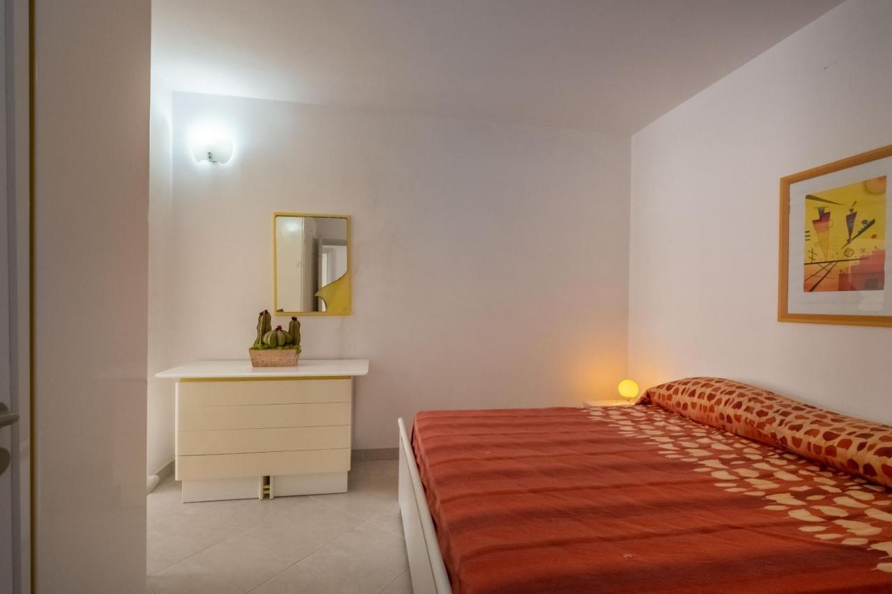 Ferienwohnung Perla Marina Torre Pali Exterior foto
