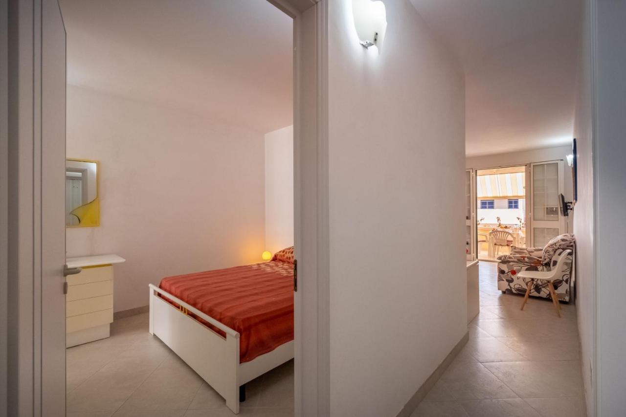 Ferienwohnung Perla Marina Torre Pali Exterior foto