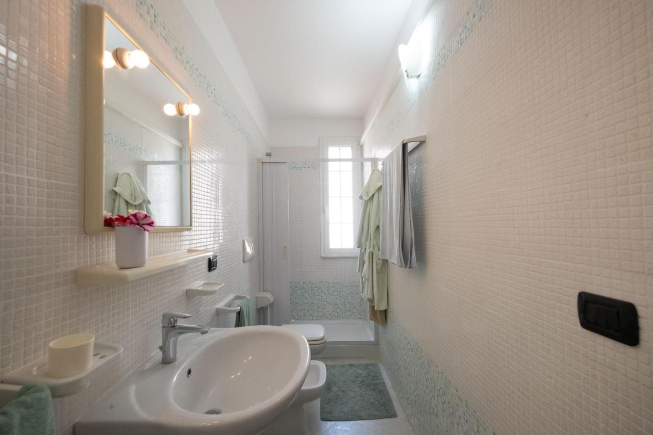 Ferienwohnung Perla Marina Torre Pali Exterior foto